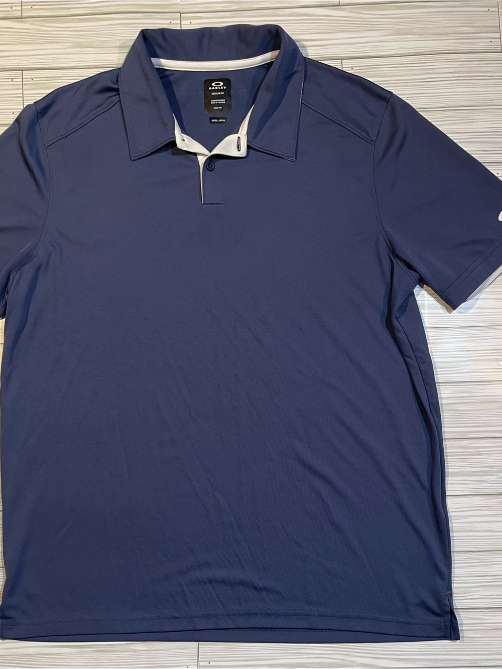 Oakley Regular Fit Navy Polo